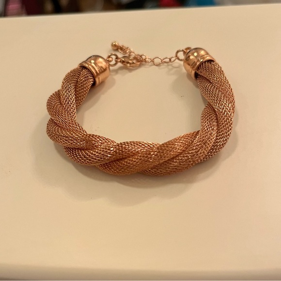 Rose Gold Coil Bracelet NWOT - Picture 2 of 4